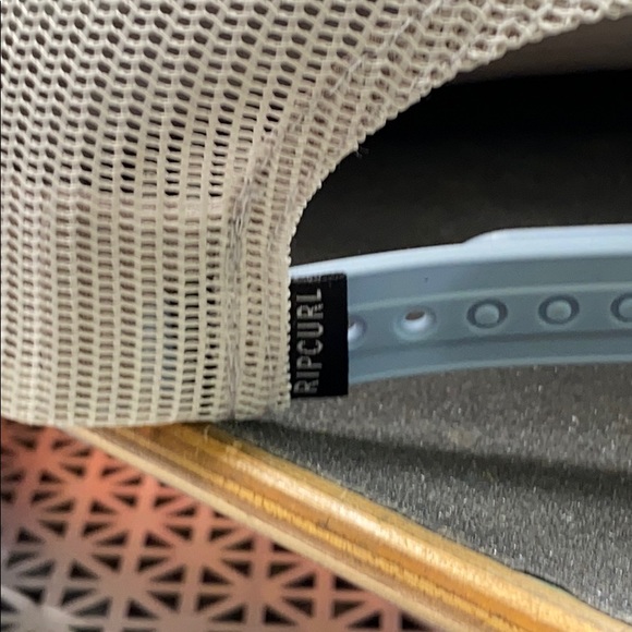 🔥 RIP CURL SNAP-BACK HAT 🔥 - Picture 5 of 6